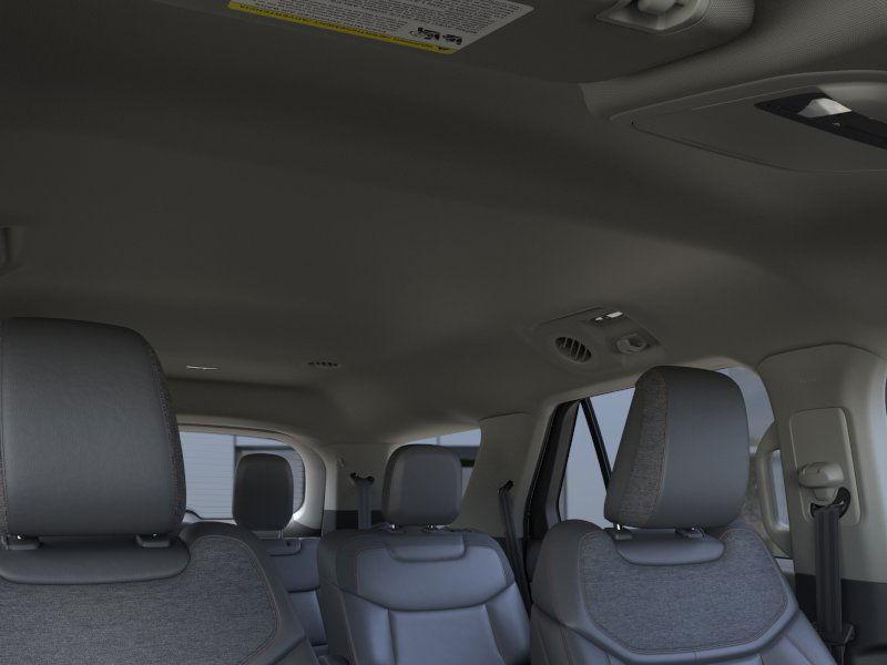 new 2025 Ford Explorer car, priced at $39,995