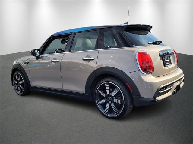 used 2022 MINI Hardtop car, priced at $24,995