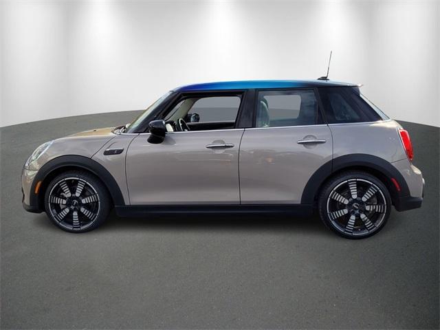 used 2022 MINI Hardtop car, priced at $24,995