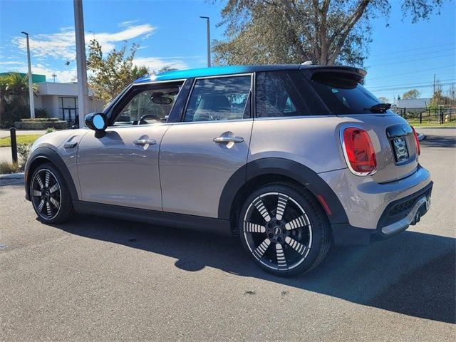 used 2022 MINI Hardtop car, priced at $24,500