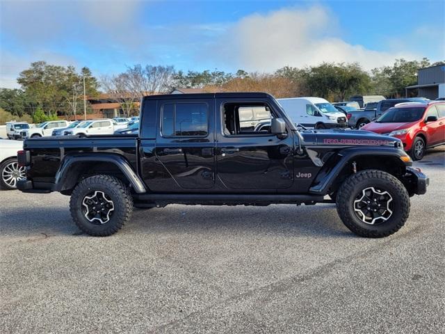 used 2022 Jeep Gladiator car, priced at $32,995