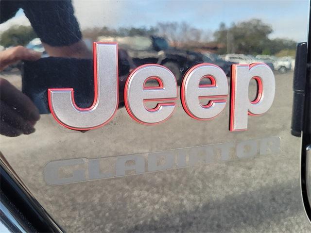 used 2022 Jeep Gladiator car, priced at $32,995