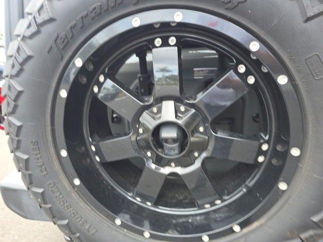 used 2018 Jeep Wrangler Unlimited car, priced at $21,877