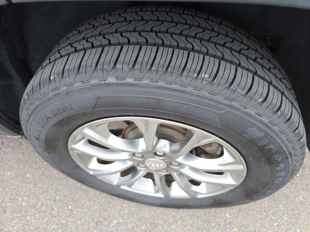 used 2019 Jeep Cherokee car, priced at $16,570