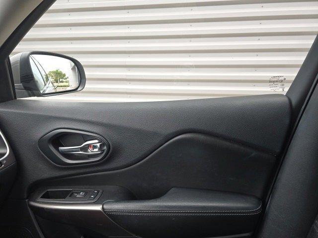 used 2019 Jeep Cherokee car, priced at $16,570