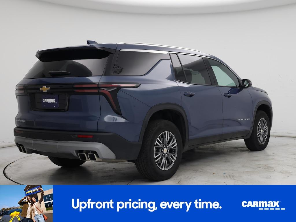 used 2025 Chevrolet Traverse car, priced at $37,998