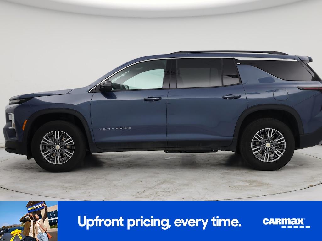 used 2025 Chevrolet Traverse car, priced at $37,998