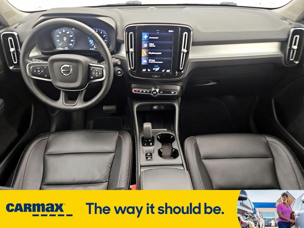 used 2022 Volvo XC40 car, priced at $24,998