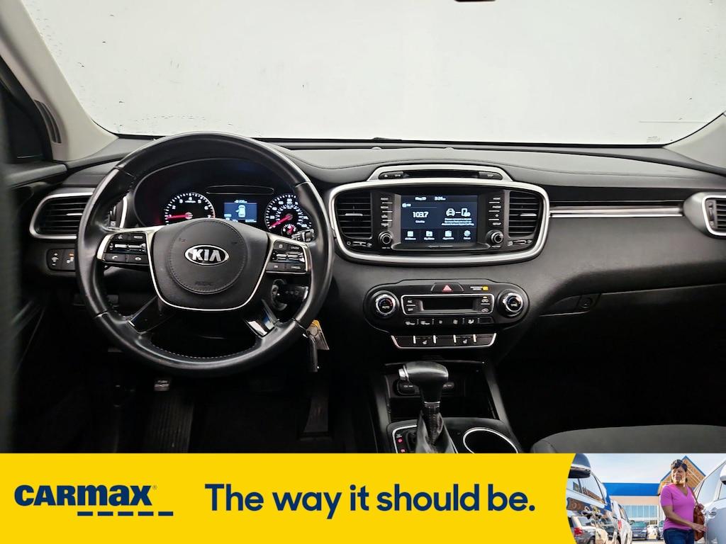 used 2019 Kia Sorento car, priced at $17,998