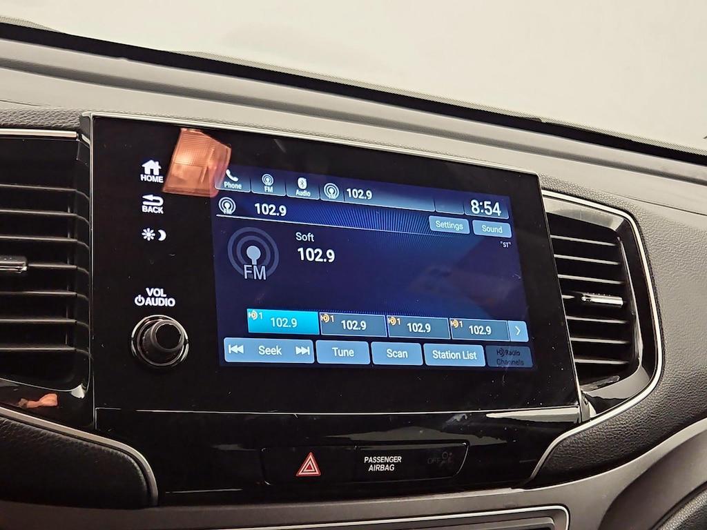 used 2022 Honda Pilot car, priced at $34,998