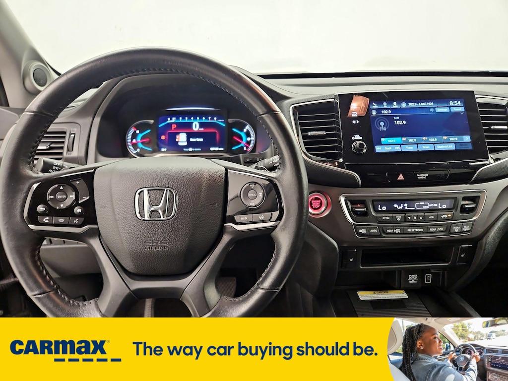 used 2022 Honda Pilot car, priced at $34,998