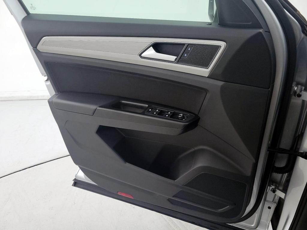 used 2018 Volkswagen Atlas car, priced at $18,998