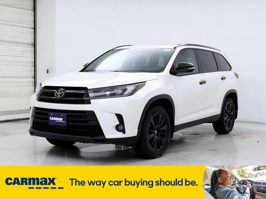 used 2019 Toyota Highlander car, priced at $28,998