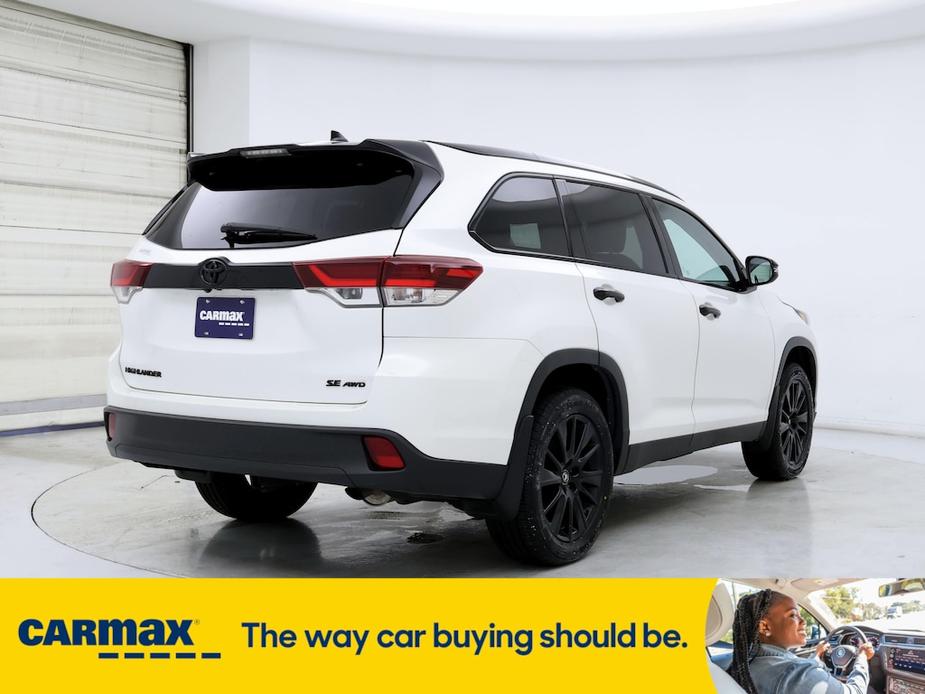 used 2019 Toyota Highlander car, priced at $28,998