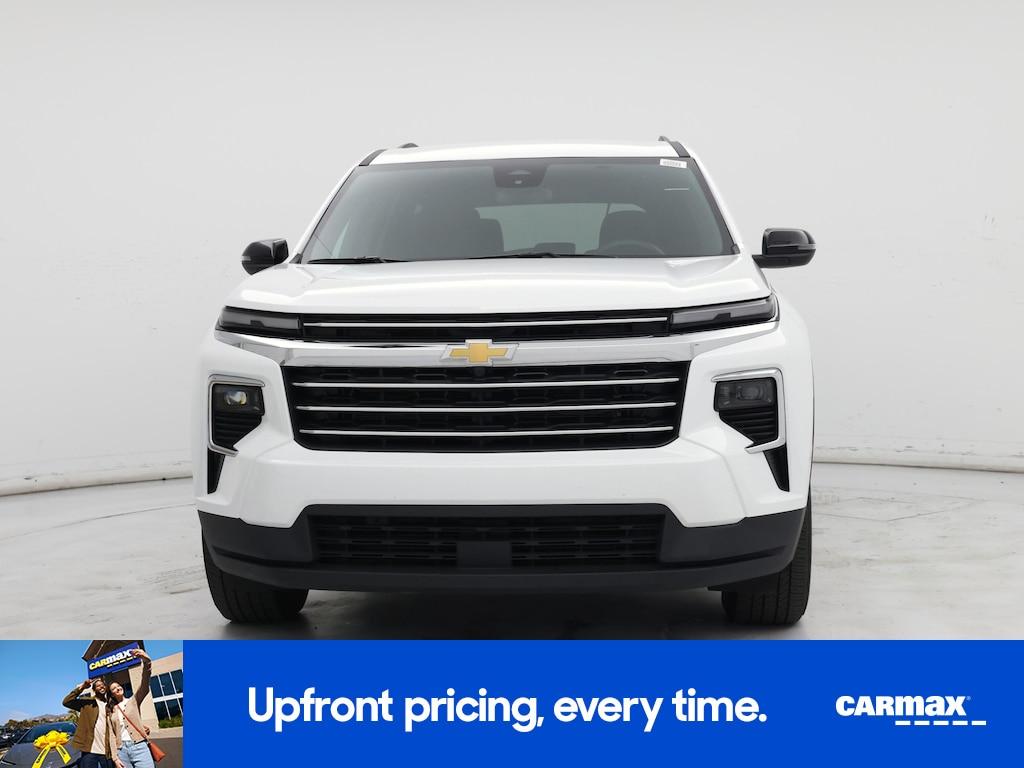 used 2025 Chevrolet Traverse car, priced at $37,998