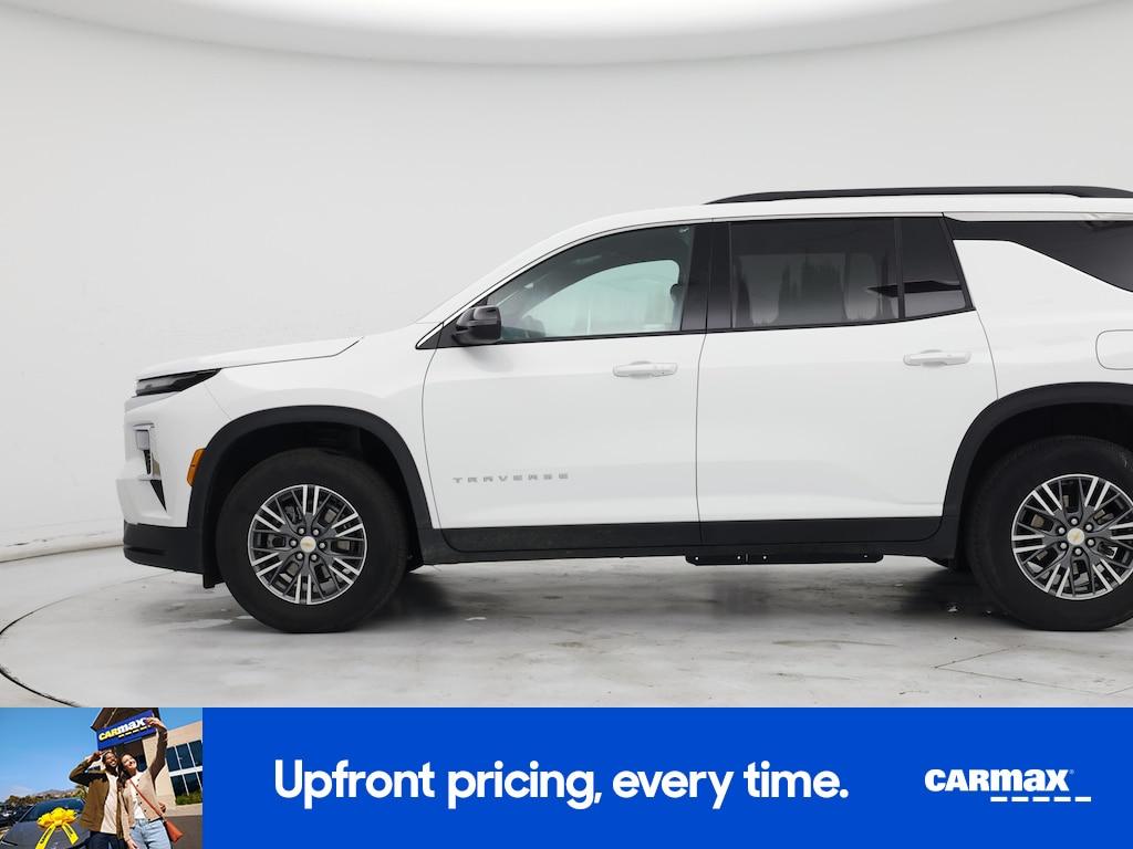 used 2025 Chevrolet Traverse car, priced at $37,998
