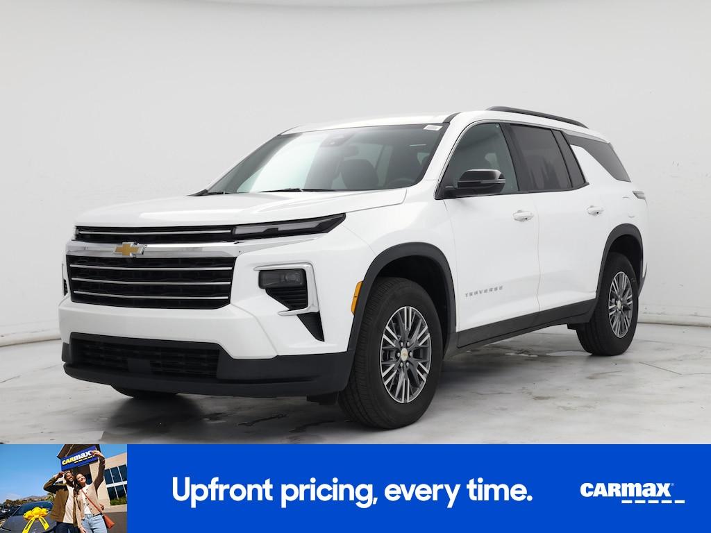 used 2025 Chevrolet Traverse car, priced at $37,998