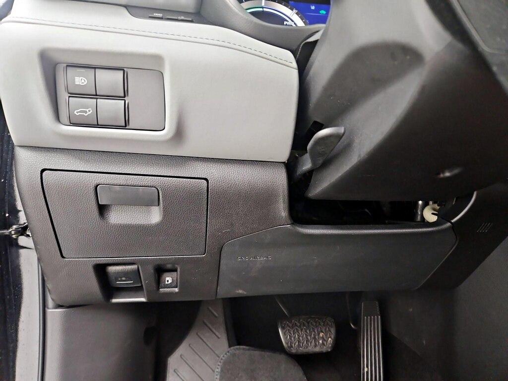 used 2022 Toyota Highlander Hybrid car, priced at $42,998