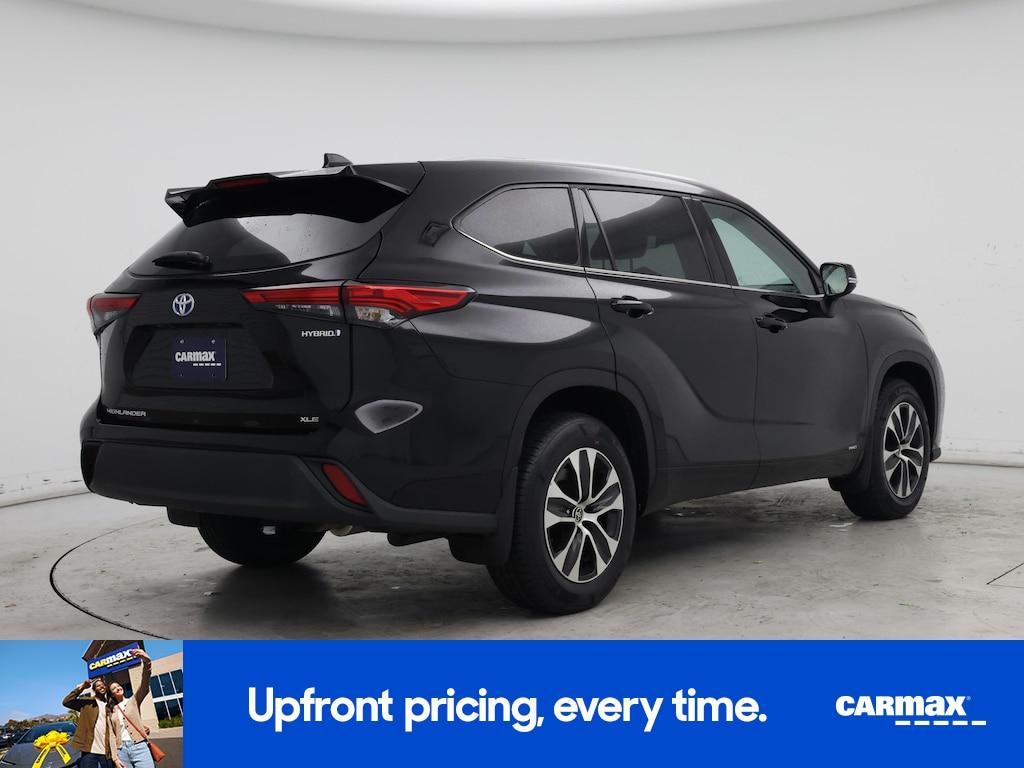 used 2022 Toyota Highlander Hybrid car, priced at $42,998
