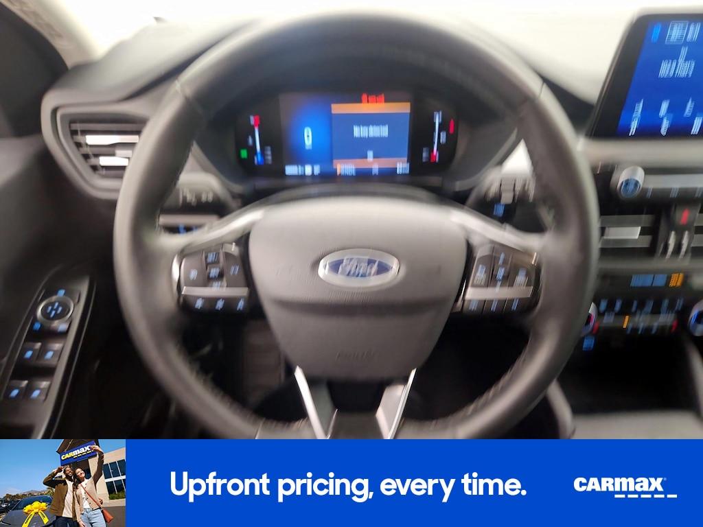 used 2023 Ford Escape car, priced at $20,998