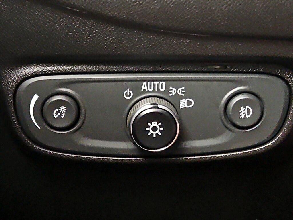 used 2020 Chevrolet Equinox car, priced at $18,998