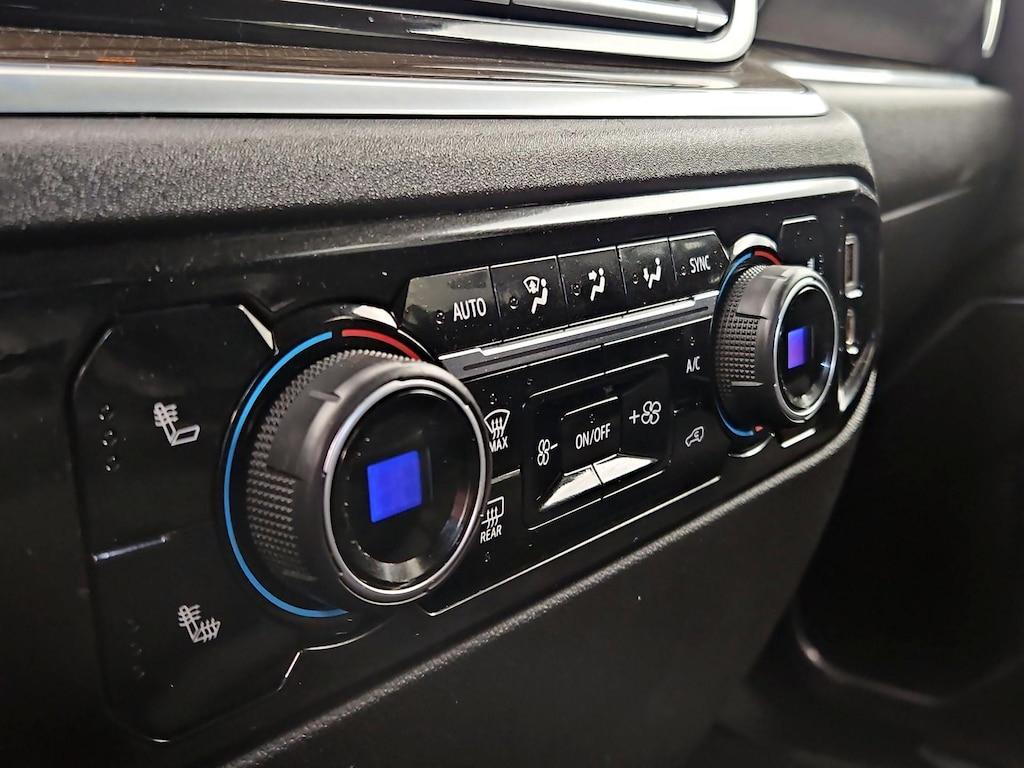 used 2022 Chevrolet Silverado 1500 car, priced at $34,998