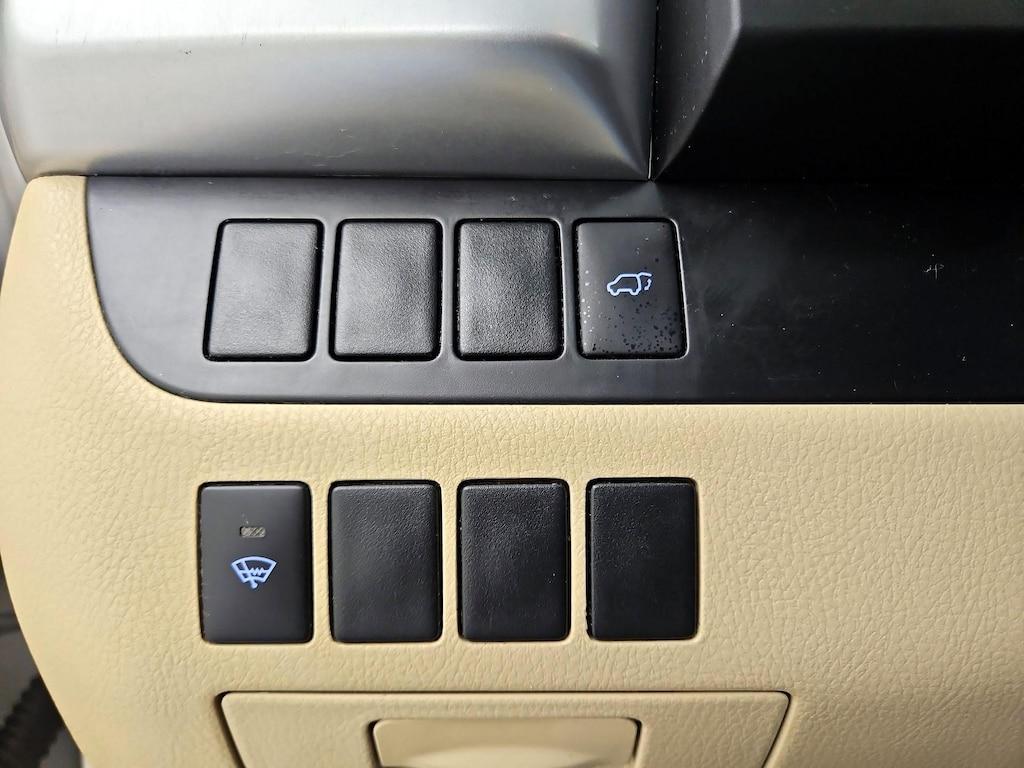 used 2015 Toyota Highlander car, priced at $21,998