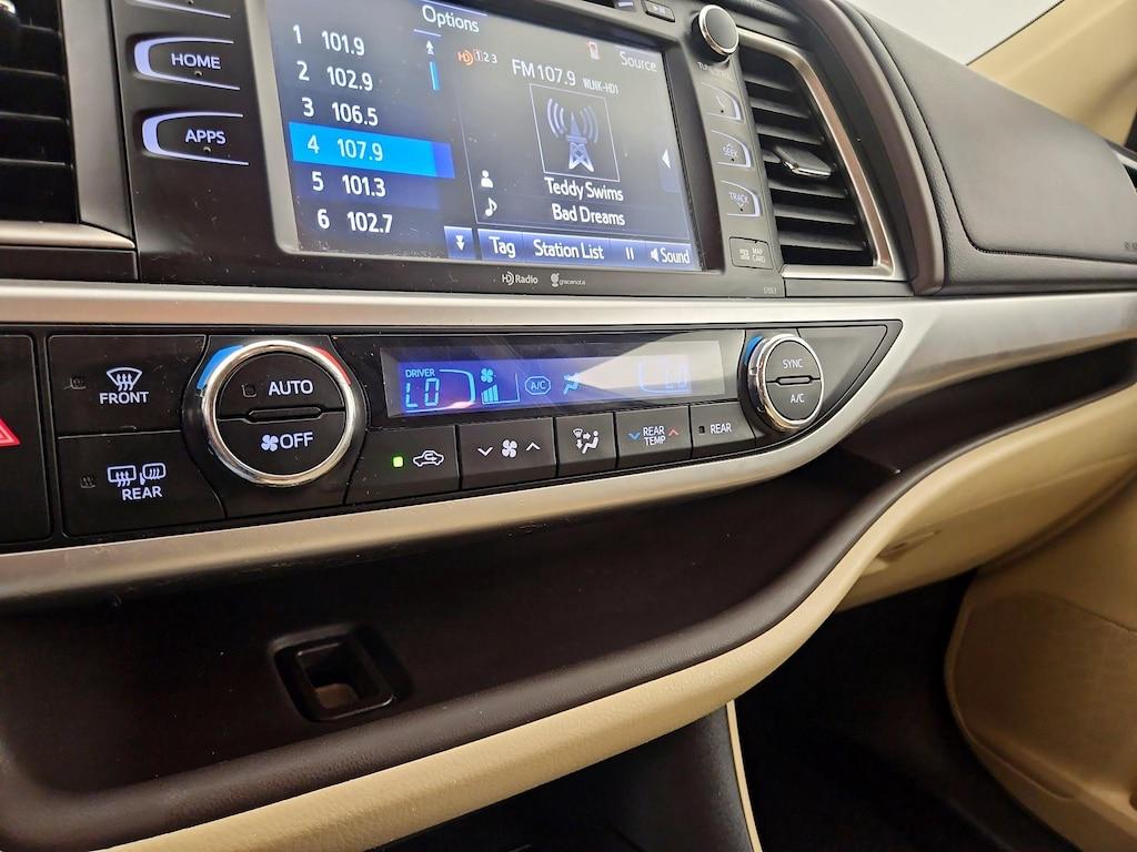 used 2015 Toyota Highlander car, priced at $21,998