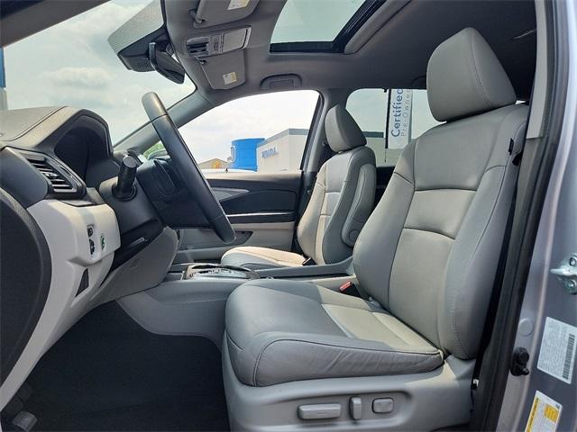 used 2022 Honda Pilot car, priced at $34,971