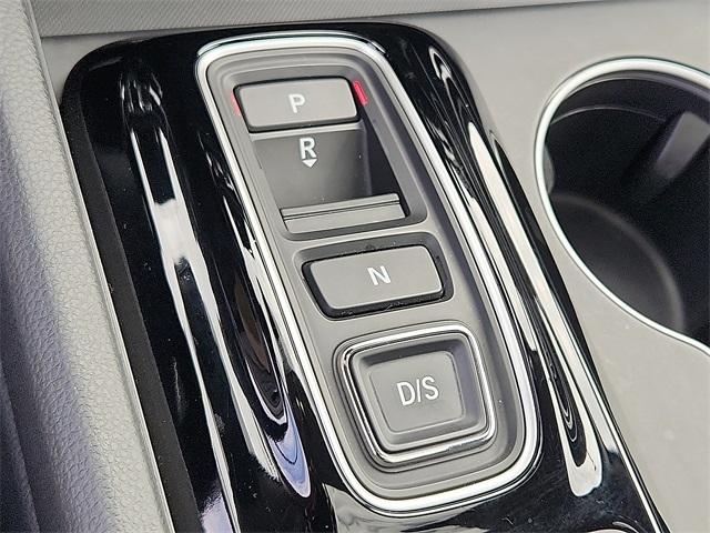 used 2025 Honda Pilot car, priced at $47,736