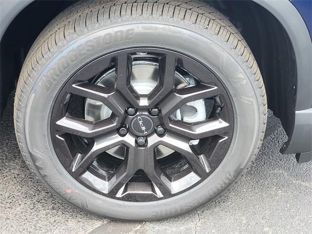 new 2025 Honda Pilot car, priced at $52,950