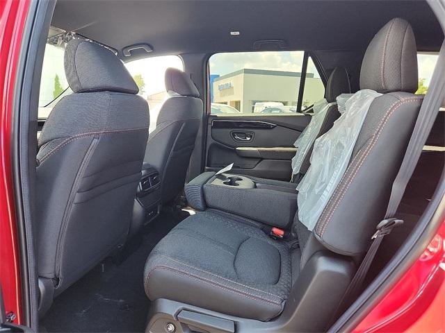 new 2025 Honda Pilot car, priced at $44,205