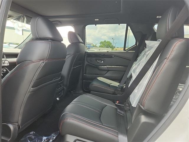 new 2025 Honda Pilot car, priced at $51,305