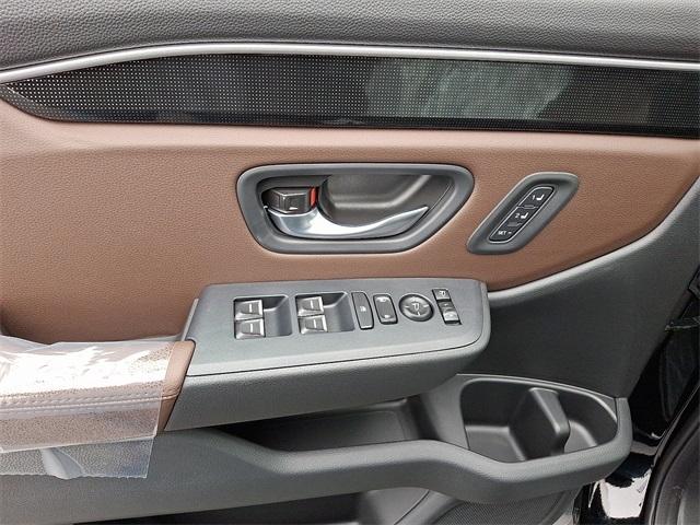 new 2025 Honda Pilot car, priced at $54,575