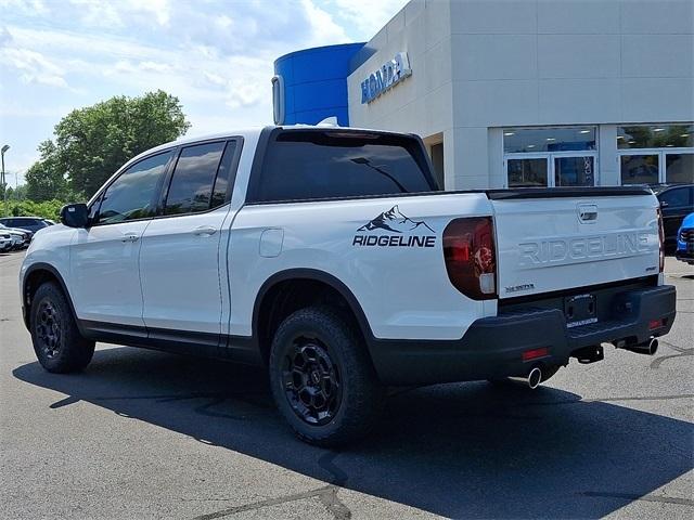 new 2025 Honda Ridgeline car, priced at $43,900