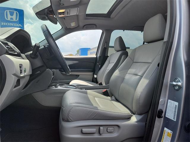 used 2022 Honda Pilot car, priced at $34,924