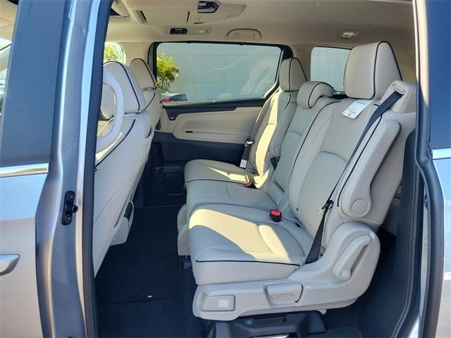 new 2025 Honda Odyssey car, priced at $48,005