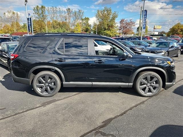 new 2025 Honda Pilot car, priced at $43,795