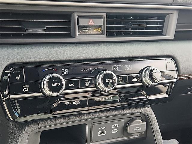 new 2025 Honda Pilot car, priced at $43,795