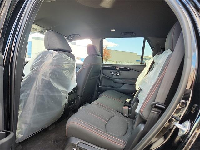 new 2025 Honda Pilot car, priced at $43,795