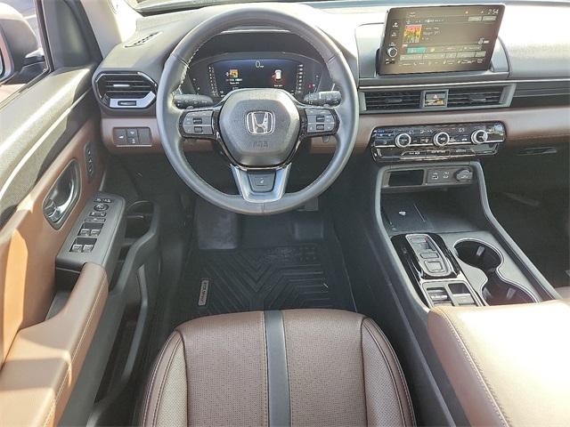 used 2024 Honda Pilot car, priced at $43,862