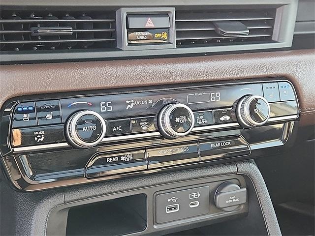 used 2024 Honda Pilot car, priced at $43,862