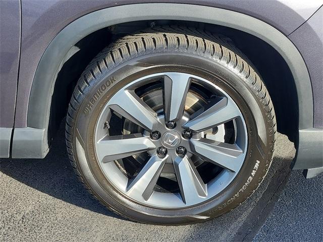 used 2024 Honda Pilot car, priced at $43,862