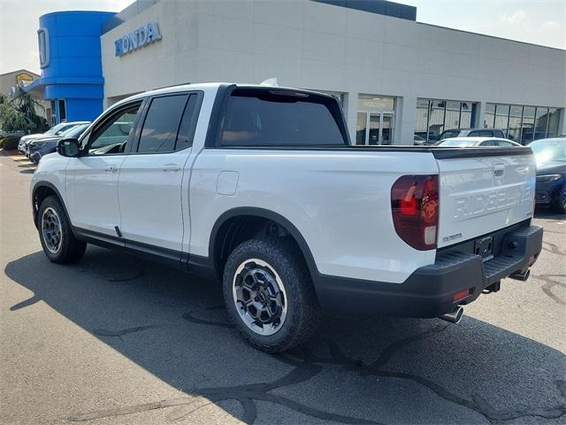 new 2024 Honda Ridgeline car, priced at $44,390