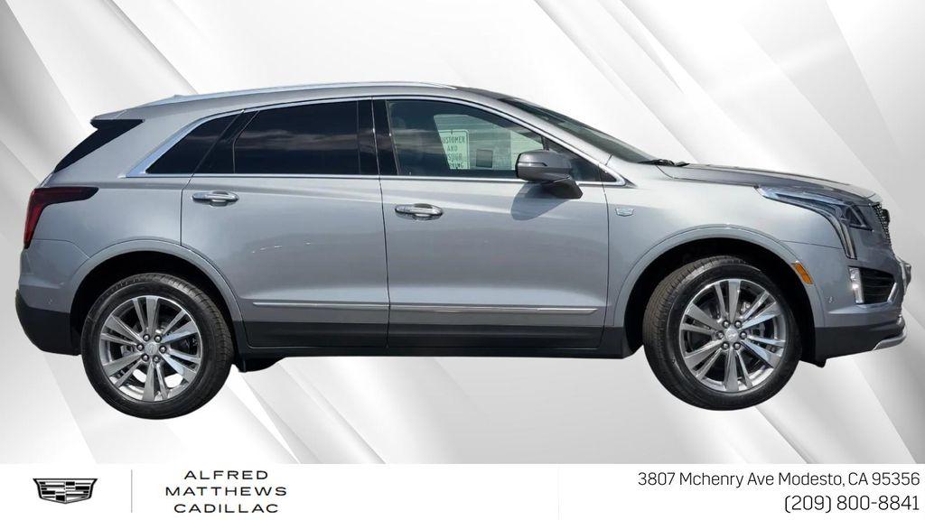 new 2025 Cadillac XT5 car, priced at $53,760