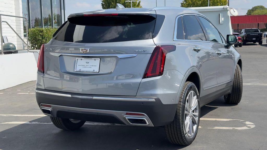 new 2025 Cadillac XT5 car, priced at $53,760