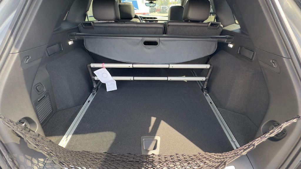 new 2025 Cadillac XT5 car, priced at $53,760