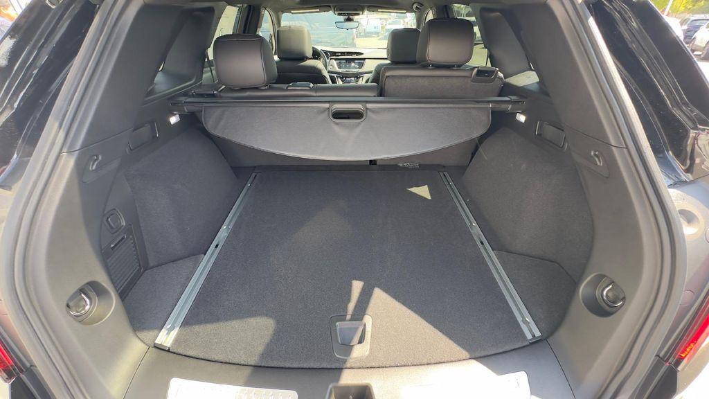 new 2025 Cadillac XT5 car, priced at $54,385
