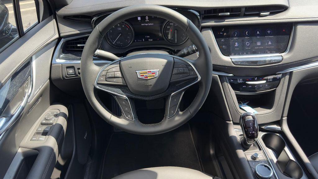 new 2025 Cadillac XT5 car, priced at $54,385