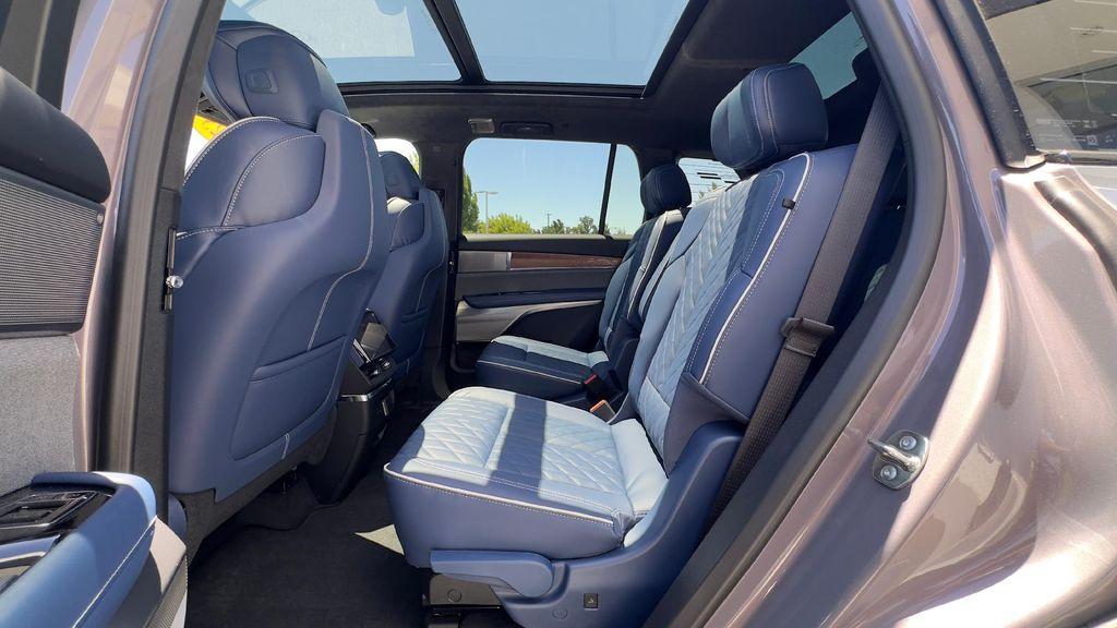 new 2026 Cadillac VISTIQ car, priced at $94,715